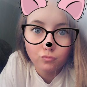 Meet your Posher, Molly